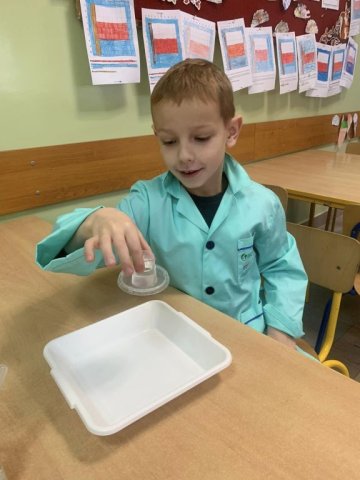 b_1024_768_0_00_images_2023_2024_Chmurka_Warsztaty_EKOSKOP_402627738_805944544666829_9036232375625511088_n